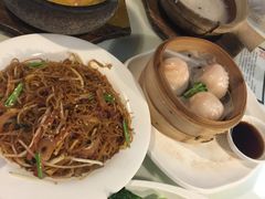 -新大咀港式茶餐厅(宝山万达店)
