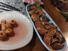 -老牌坊云南鱼豆花火锅(哈西万达店)
