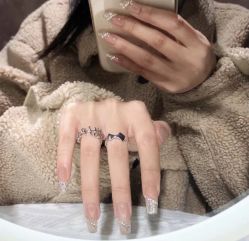 -丫丫NAIL日式自助美甲美睫沙龙