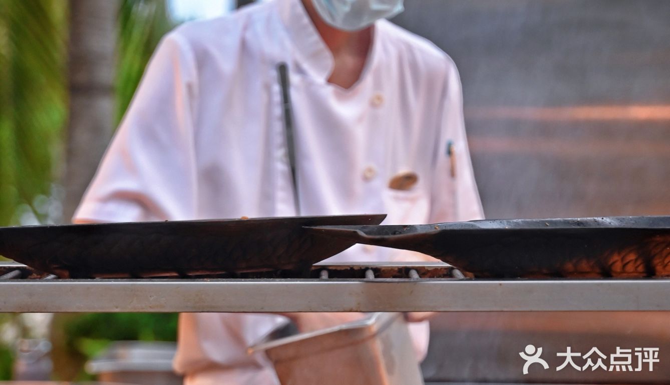 三亚这家龙虾不限量自助🦞简直壕无人性