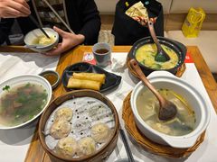 -馋三尺蟹粉小笼(人民广场店)