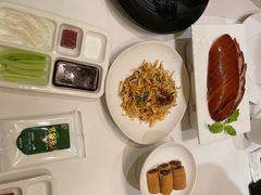 -贝勒爷·酥不腻烤鸭