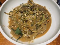 东北拉皮盆菜-95号酱骨·一块豆腐(展春园西路店)