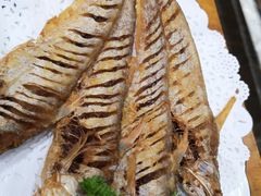 煎河刀鱼-老山记海城馅饼大酒店(振兴小区店)