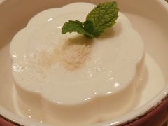 杏仁豆腐-弄堂小笼包(西青中北永旺购物中心店)
