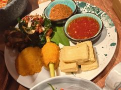 -浩海火燒雲傣家菜(芮欧百货店)