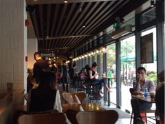 大堂-星巴克(西藏路店)