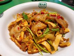 -费大厨辣椒炒肉(太平老街店)