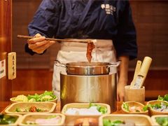-独食火锅·半米屋台(直营总店)