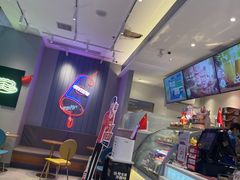 -DQ·蛋糕·冰淇淋(三亚青春颂店)
