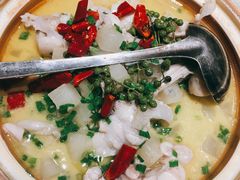 老坛泡菜牛蛙-老村长•湖北家常菜(南湖店)