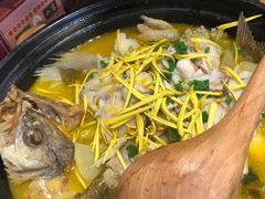 -老滇山寨•云南特色菜•地方菜•民族风情歌舞表演(金碧店)