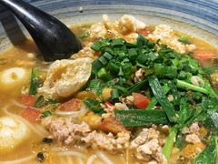 鲜花汆肉米线-云尊府云南菜(华宇购物中心店)