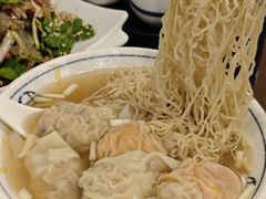 -佳面馆·竹升云吞面·爽鱼皮·牛腩面(易发店)