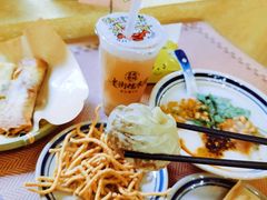 -正南齐北·老街糯米团(洪崖洞店)