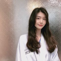 -BULB STUDIO 巴柏明星发型工作室