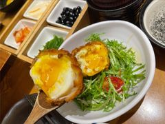 酥炸猪肉裹温泉蛋-胜博殿日式炸猪排(悠唐店)