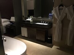 -广州天河希尔顿酒店