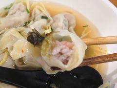 -周素珍湖州大馄饨(直戒坛寺巷店)