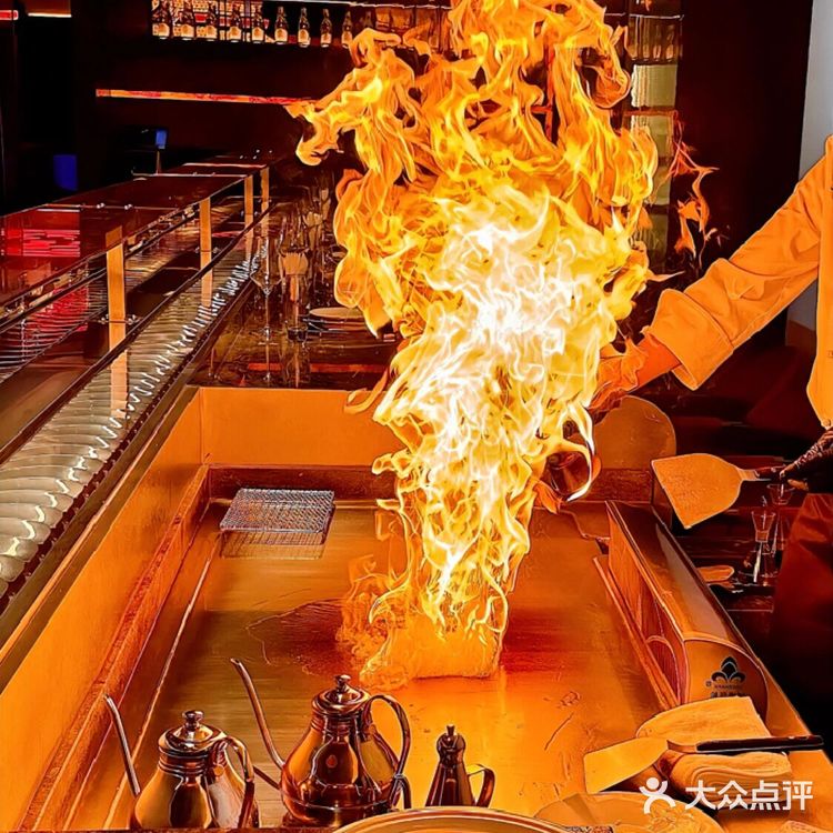 哈尔滨中央大街‖五星级自助享受,价格绝对亲民