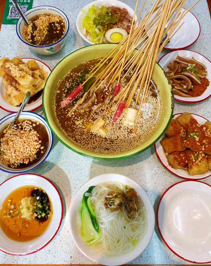 重山钵钵(朝阳剧场店)-"[薄荷]环境: 位置非常好找,就在白家庄.