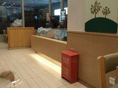 -德克士(虹桥火车站店)