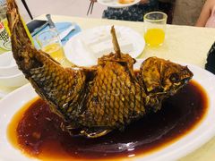 罾蹦鲤鱼-奥华餐厅·老张记(台基厂店)