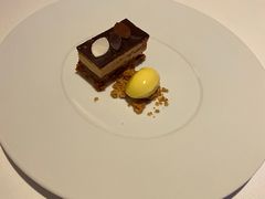 -AZUR聚(香格里拉饭店)