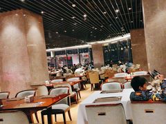 -武汉世茂希尔顿酒店·汇·全日餐厅