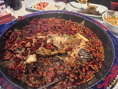-何师傅美蛙鱼头(汉街店)