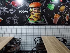 -牛纽塔·牛人堡(群众路店)