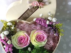 &nbsp;爱心盒子花-容玉花店