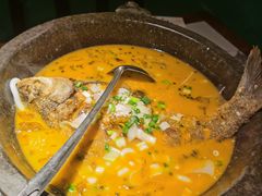 -小凤庭·地道湖北菜武昌鱼·藕汤(38年黄鹤楼店)