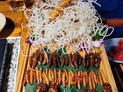 -老牌坊云南鱼豆花火锅(哈西万达店)
