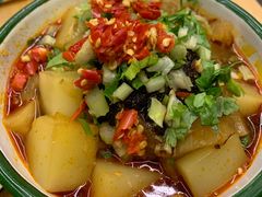 -拈签一笑黄牛肉辣卤串串