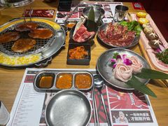 -青瓦炭韩潮烤肉(花园道店)