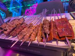 -燥次·烧烤酒场(万象城店)