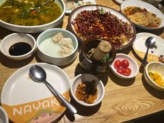 -嫩芽 ·地道重庆菜(十八梯露台夜景店)