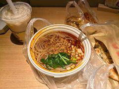 -洪记凉米线(新兴路店)