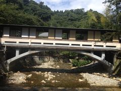 -月光园游月山庄
