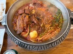 -喇喇排骨火锅·传统韩式脊骨汤(望京西园总店)