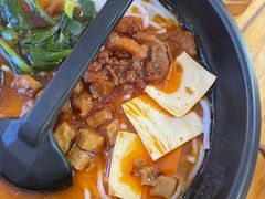 -桥香园过桥米线(国贸店)