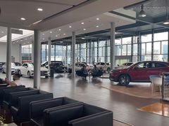 -杭州中升之星奔驰4S店(滨江店)