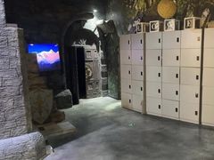 -暴风岛沉浸式体验馆(百联世纪店)