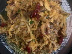 酸菜月牙骨-梧桐树下(云锦世家店)