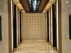 -上海漕河泾万丽酒店