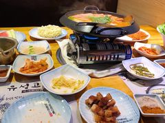 -唯成•韩国炭火烤肉 유성고기