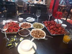 -三妹小龙虾·黄油蟹(华侨城总店)