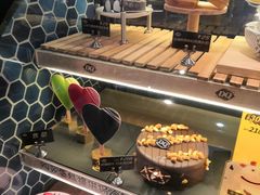 -DQ·蛋糕·冰淇淋(大宁国际商业广场店)