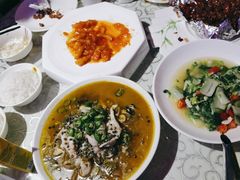 -巴特餐饮6加1音乐餐吧·新疆菜